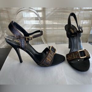 Fendi  monogram leather ankle strap heels sandals 
Size 36 mules pumps
Italy